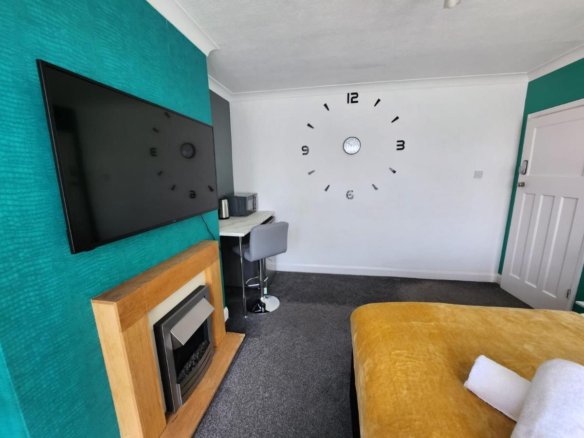 Solihull Shared House Acocks Green Екстериор снимка