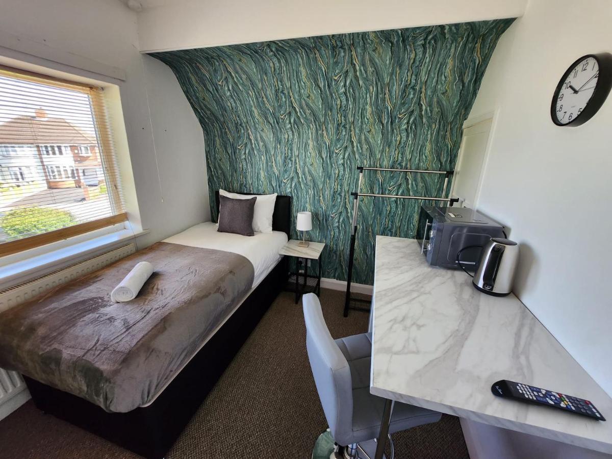 Solihull Shared House Acocks Green Екстериор снимка