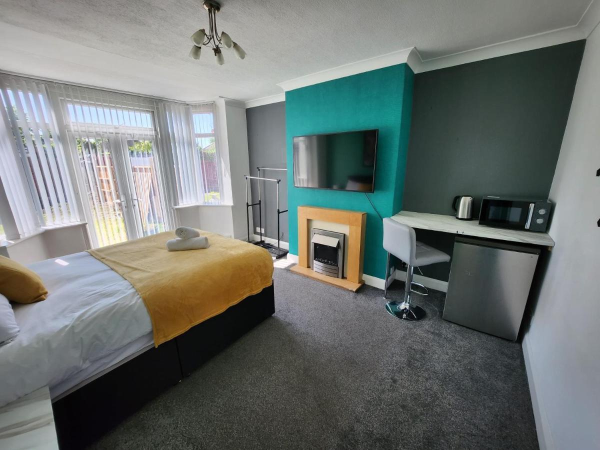 Solihull Shared House Acocks Green Екстериор снимка