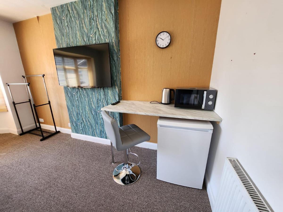 Solihull Shared House Acocks Green Екстериор снимка